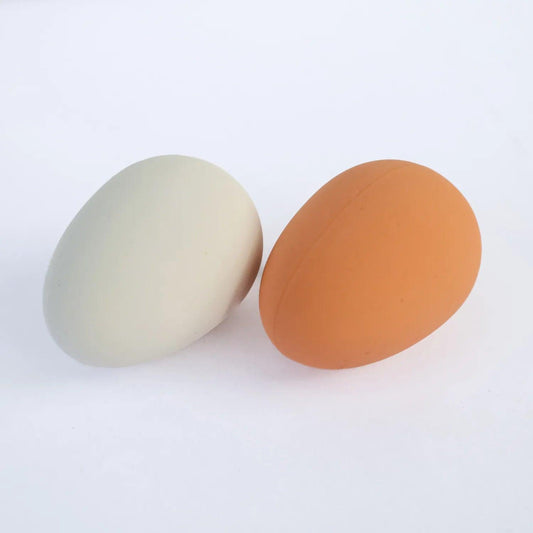 Rubber nest ei , Eierpikken voorkomen bij kippen